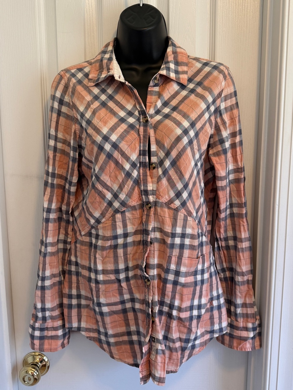 Hurley Women's Peach Plaid Button-Front Shirt